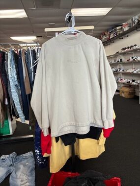 Essentials Fear of God Relaxed Fit Crewneck Sweater Men's Size XS Eggshell Used